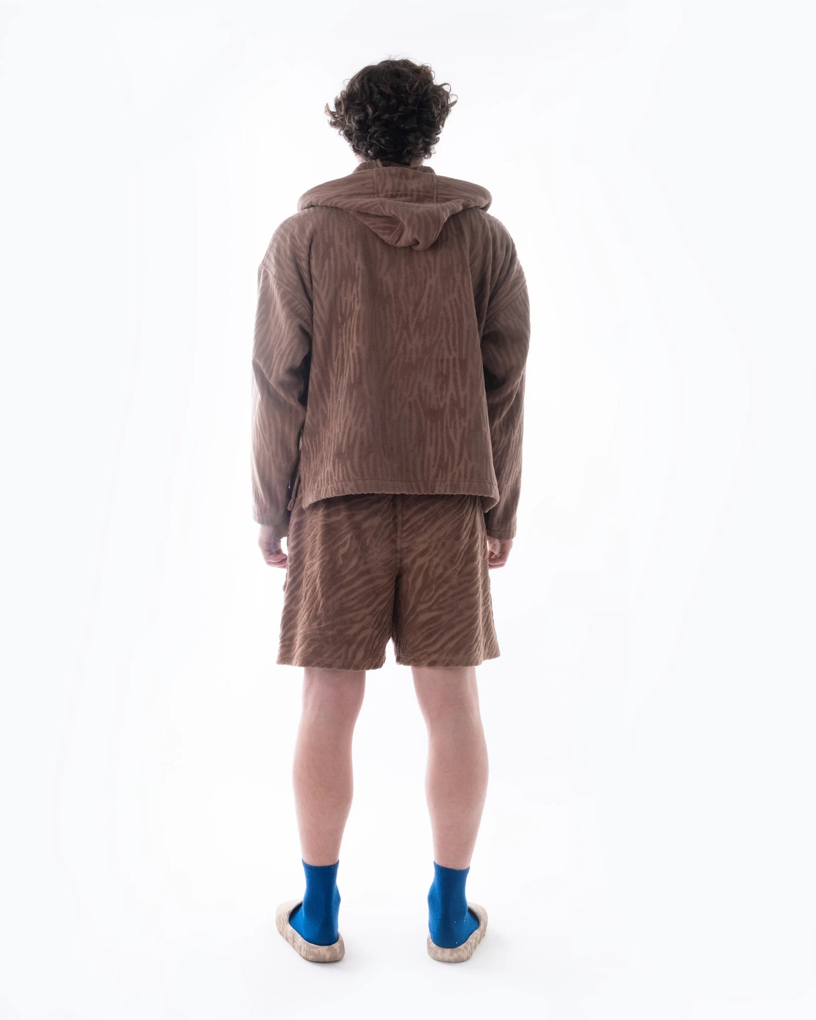 KRTL01_WAVE _HOOD_BROWN 2
