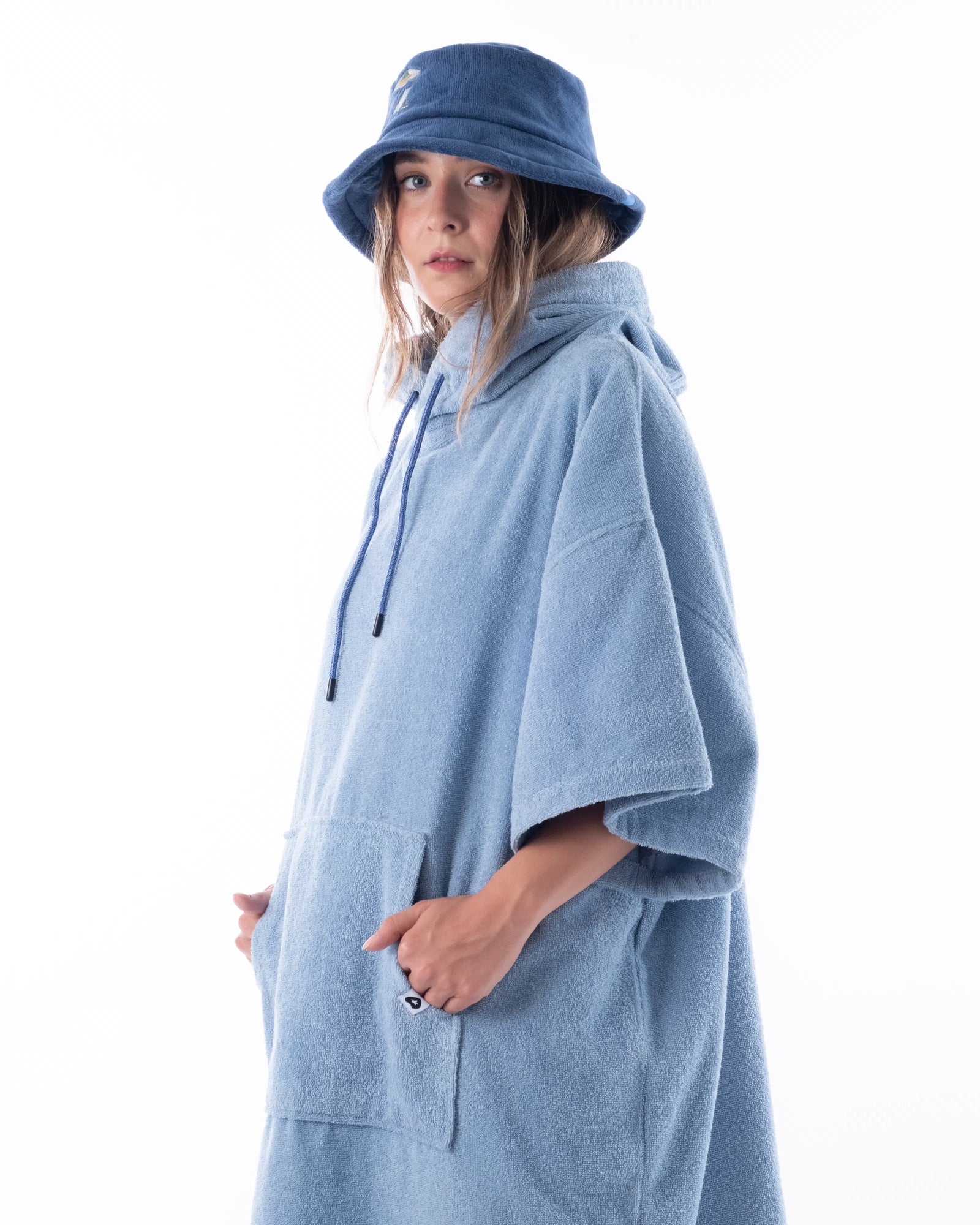 Cruise Poncho 2